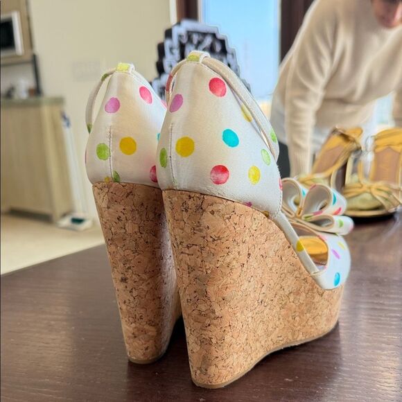 Colorful Polka Dot Wedge Sandals - Picture 5 of 5